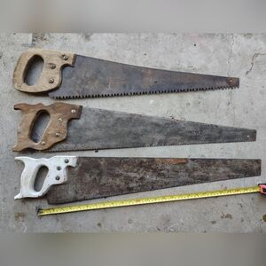 Vintage Hand Saw Set
